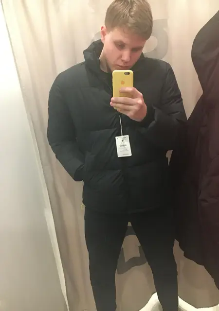 Vadik з Novohrad-Volynskyi, мені 25 років, познайомлюсь на одну ніч