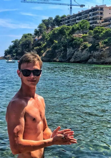 Назар из Тернополя, ищу на сайте вирта