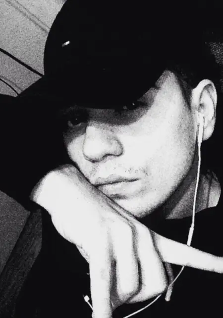 Александр из Запорожья, мне 30, познакомлюсь для приятного времяпровождения