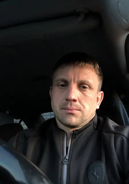 Саня из Николаева, ищу на сайте знакомства на одну ночь