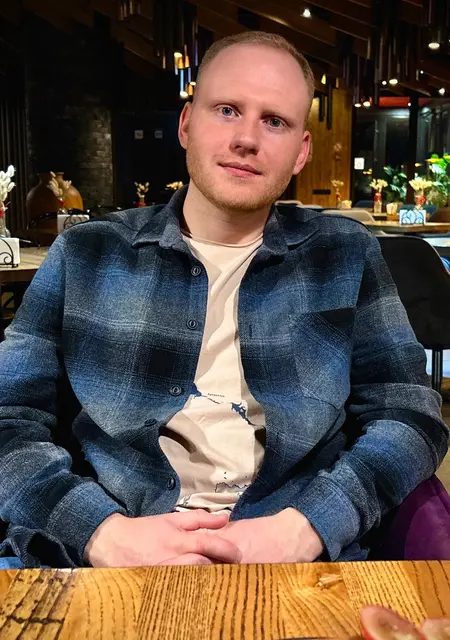 Я Ігор, 27, из Чернигова, ищу знакомства без обязательств