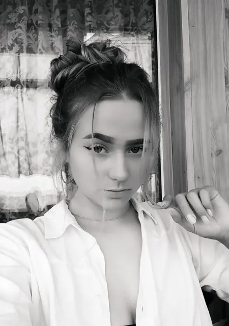 Я Аня, 23, из Борисполя, ищу знакомство для постоянных отношений