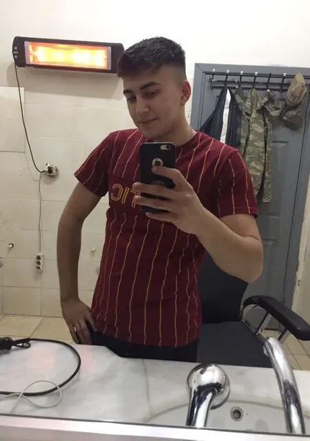 Я Crayz, 25, знакомлюсь на одну ночь в Боле