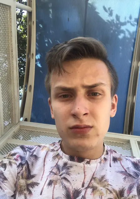 Артём из Полтавы, ищу на сайте приятное времяпровождение