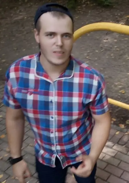 Я Александр, 28, из Бреста, ищу знакомства без обязательств