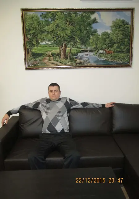 Я Влад, 41 років з Маріуполя, шукаю знайомства без зобов'язань