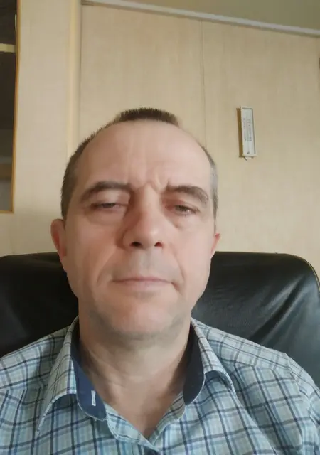 Я Евгений, 55, из Мариуполя, ищу знакомства без обязательств