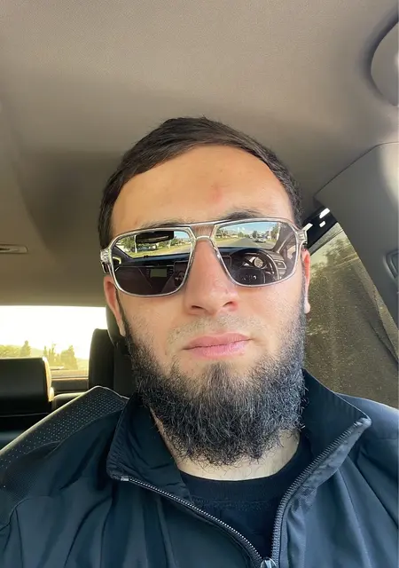 Тофик из Шымкента, ищу на сайте знакомства на одну ночь