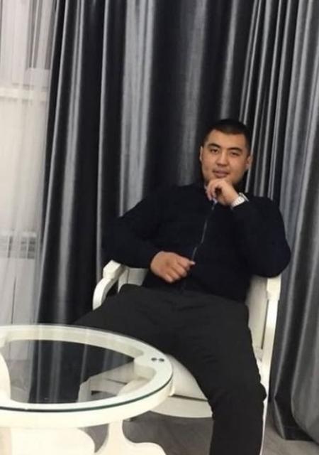 Я Дархан, 31, знакомлюсь на одну ночь в Астане