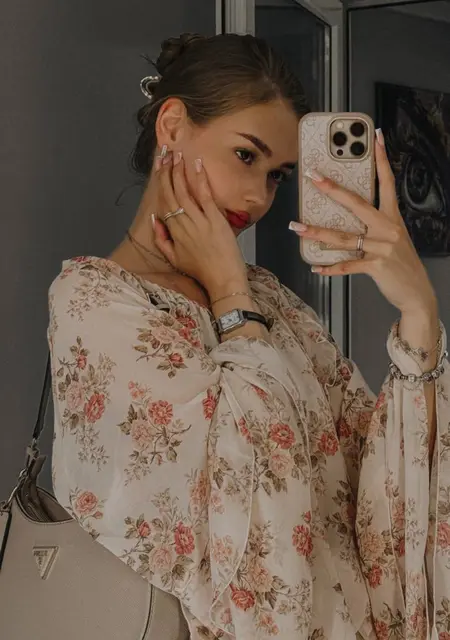 Я Кира, 18, знакомлюсь для дружбы в Днепре