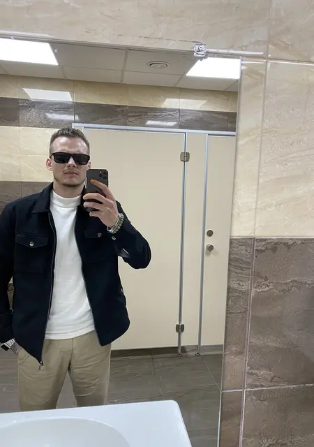 Valera из Херсона, мне 28, познакомлюсь для дружбы