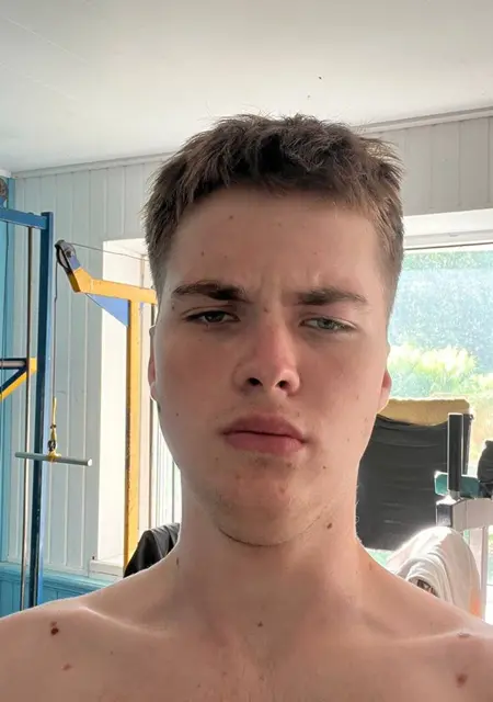 Матвій з Львова, шукаю на сайті знайомства на одну ніч