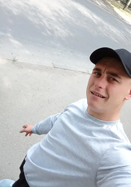 Юрій из Львова, ищу на сайте знакомства без обязательств