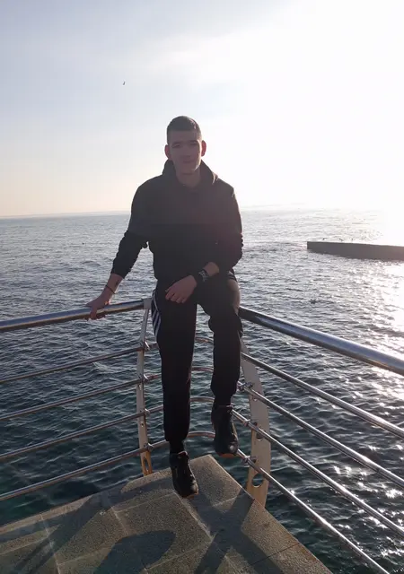 Богдан из Кривого Рога, ищу на сайте знакомства без обязательств