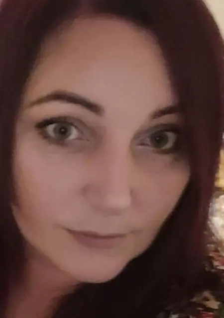 I'm Tina, 41, looking to meet in London