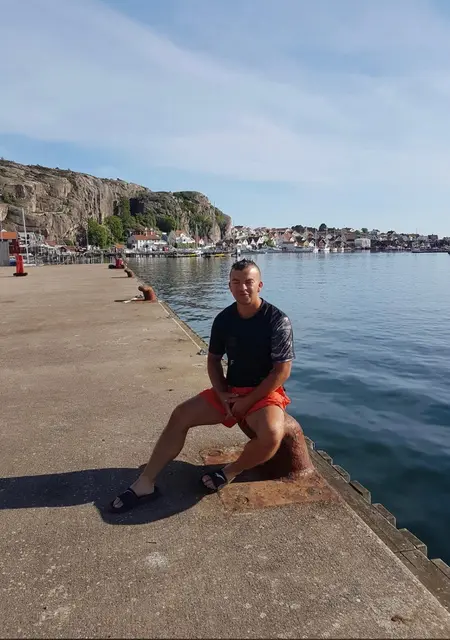 Sylwester из Кракова, мне 39, познакомлюсь для общения