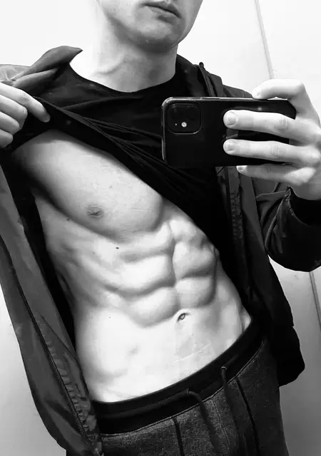 Андрій из Ивано-Франковска, мне 20, познакомлюсь без обязательств