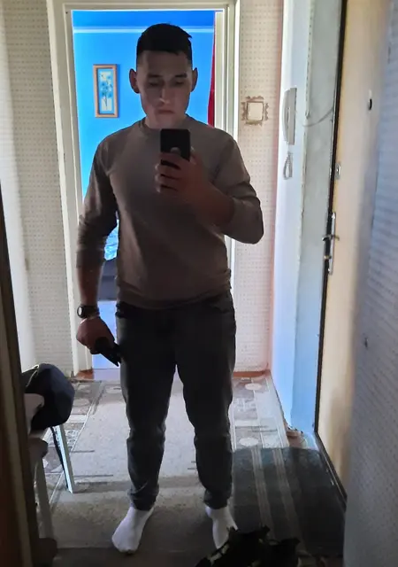 Влад из Барановичей, ищу на сайте общение