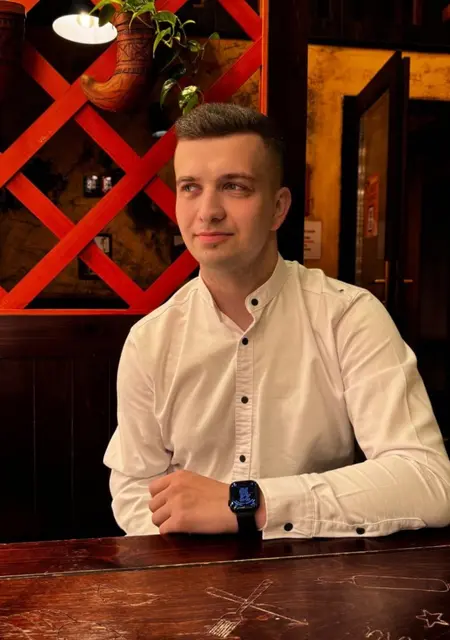 Я Макс, 24, из Трускавца, ищу знакомства без обязательств