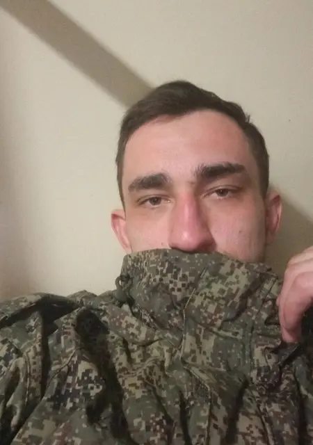 Я Тимур, 24, знакомлюсь на одну ночь в Луганске