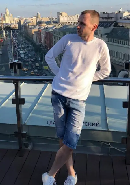 Я Владимир, 38, из Енакиева, ищу знакомства на одну ночь