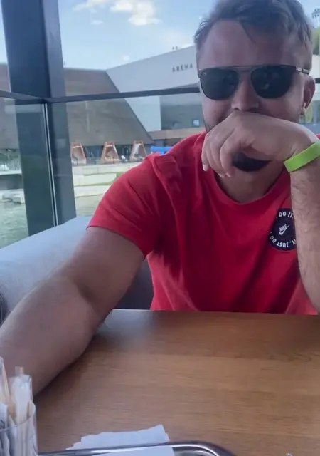 Я Andrii, 28, из Мукачева, ищу знакомства без обязательств