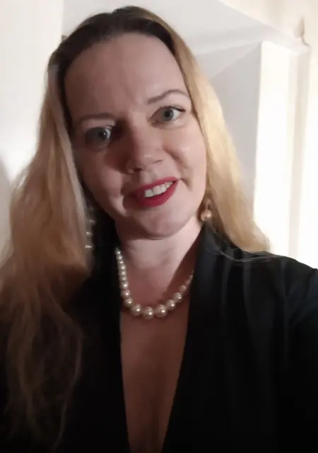 Я Инесса, 46, из Одессы, ищу знакомство для постоянных отношений