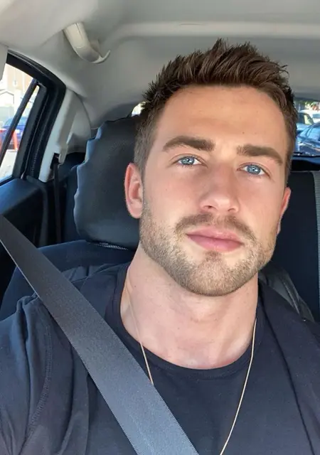 Антон из Мукачева, мне 32, познакомлюсь без обязательств