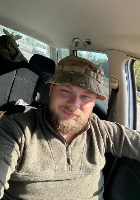 Aleksey из Житомира, мне 31, познакомлюсь для приятного времяпровождения