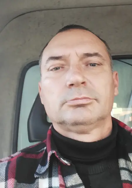 Я Слава, 45, знакомлюсь без обязательств в Херсоне