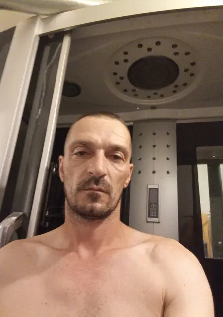 Юрій из Киева, ищу на сайте знакомства на одну ночь