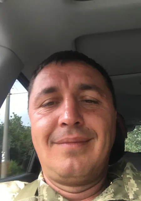 Владимир из Чернигова, ищу на сайте знакомства на одну ночь