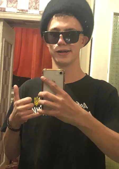 Віталій из Ромни, ищу на сайте знакомства на одну ночь