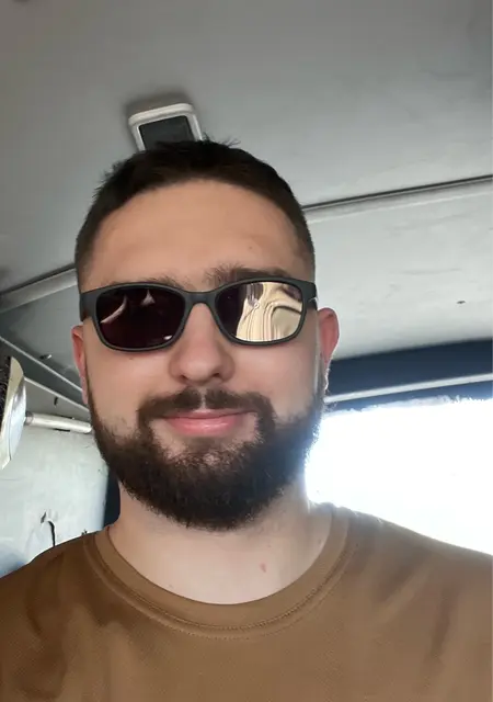 Я Андрій, 25 років з Слов'янськ, шукаю знайомство для приємне проведення часу