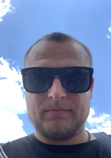 Bohdan из Изюма, мне 30, познакомлюсь без обязательств