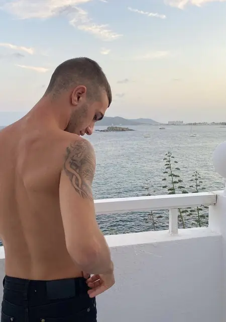 Я Javi, 25, из Кастельон-де-ла-плана, ищу знакомство для дружбы