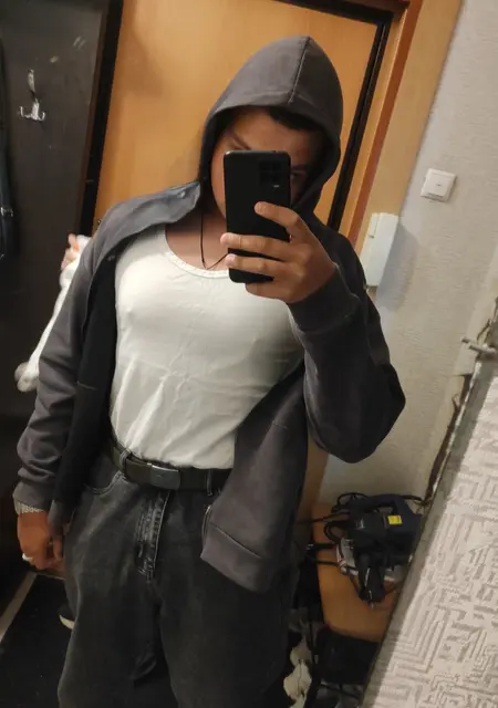 Я Макс, 19, знакомлюсь для вирта в Цюрихе