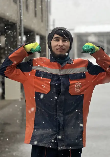 Я Ramazon, 21, из Глазго, ищу знакомство для постоянных отношений