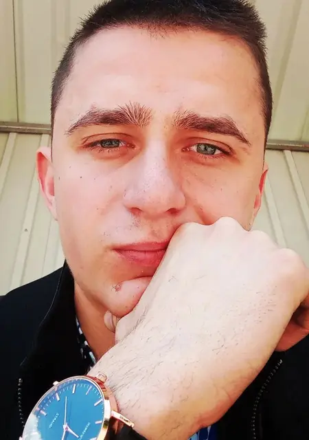 Влад из Новопскова, мне 25, познакомлюсь на одну ночь