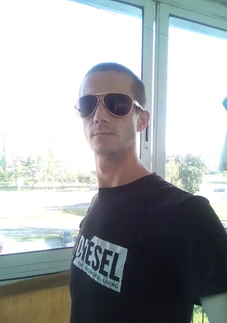 Виталий из Борисова, ищу на сайте знакомства на одну ночь