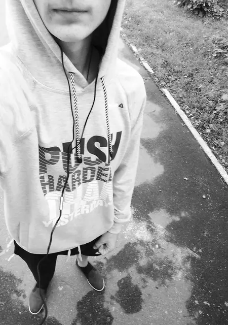 Макс из Семенівки, мне 26, познакомлюсь на одну ночь