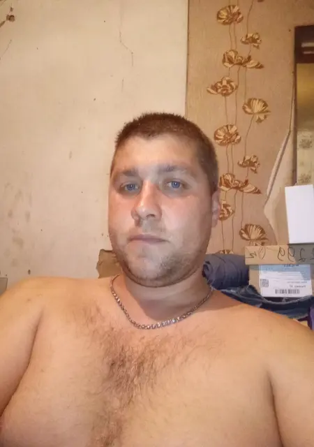 Я Alexis, 34, из Макеевки, ищу знакомства без обязательств