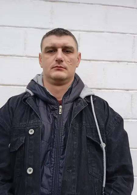 Я Толик, 34, знакомлюсь без обязательств в Синельникове