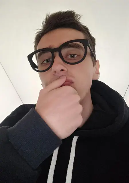 Я Ростислав, 25, знакомлюсь для общения в Кривом Роге