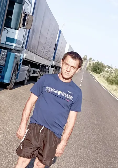 Я Виталик, 54, из Львова, ищу знакомства без обязательств