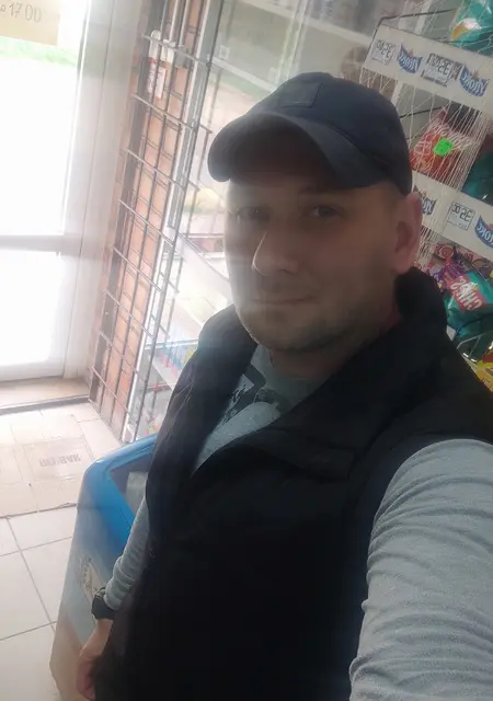 Виталий из Черкасс, мне 39, познакомлюсь на одну ночь