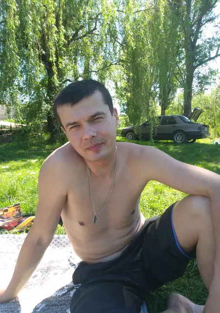 Я Александр, 42 років, знайомлюсь для приємного проведення часу у Кривому Розі