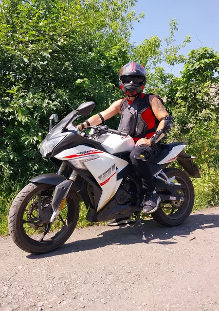 Я Максим, 46, из Краматорска, ищу знакомство для дружбы