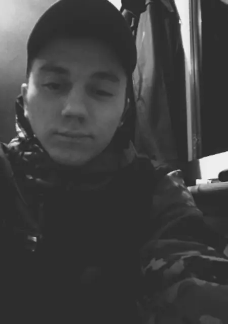 Влад Белый из Витебска, мне 27, познакомлюсь на одну ночь