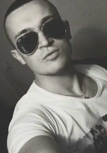 Я Oleh, 30, знакомлюсь без обязательств в Луцке